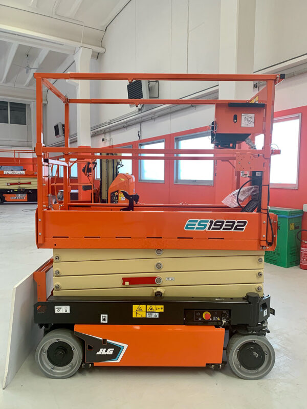 Piattaforma Semovente Verticale Elettrica VE 8 JL - ES 1932