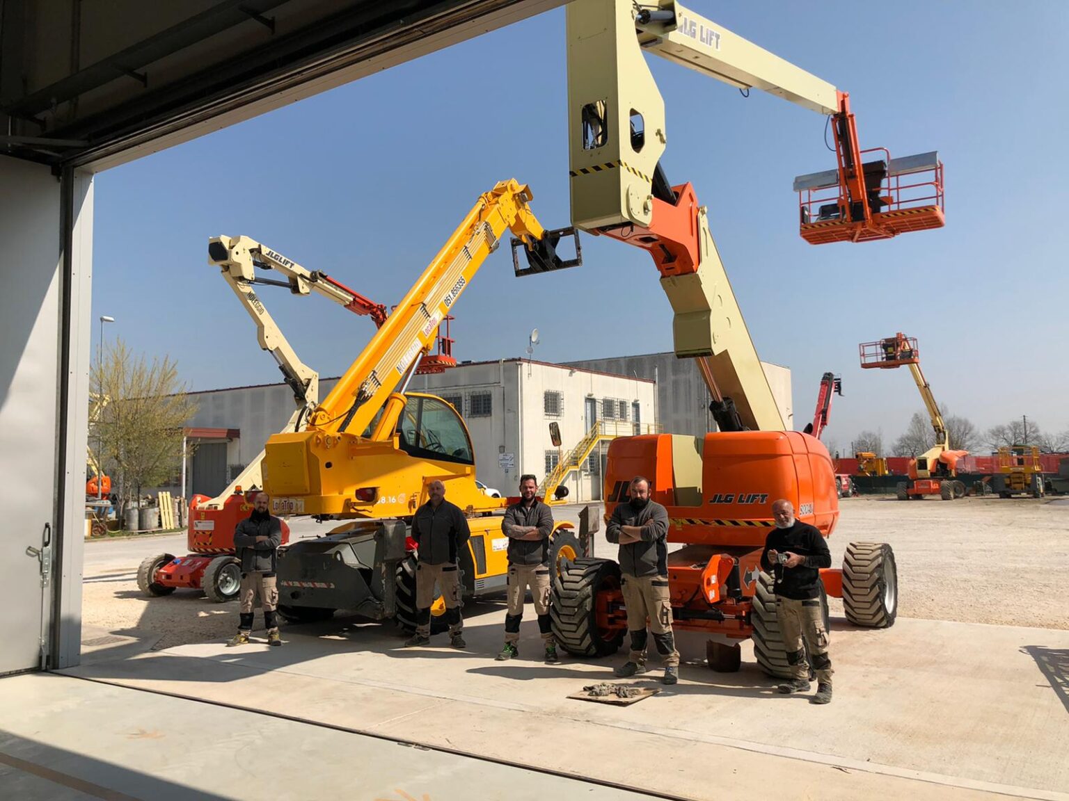 Noleggio con operatore