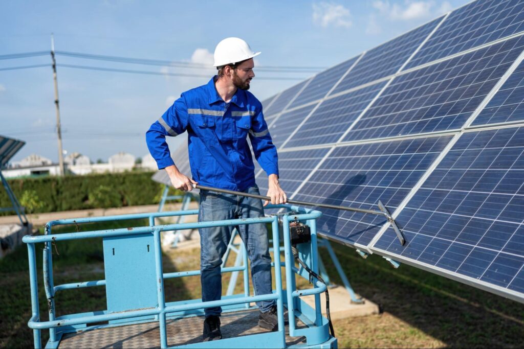 Dove si usano le piattaforme aeree per il fotovoltaico