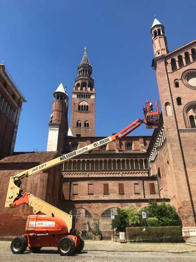 Come scegliere la piattaforma giusta per un edificio storico