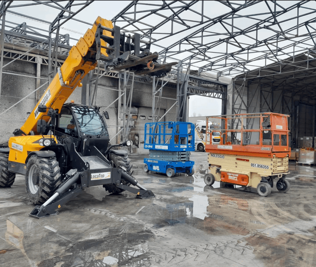 Piattaforme aeree per la manutenzione di capannoni industriali